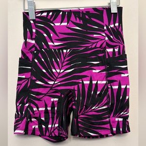 K-DEER 5” Pocket shorts “Regatta” design NWOT